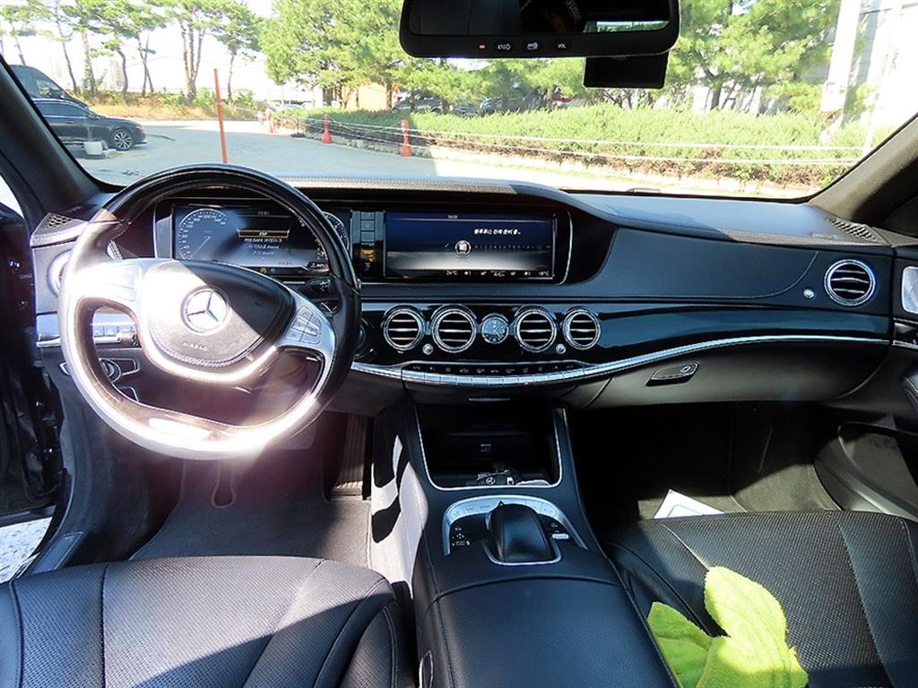 Mercedes-Benz S-Class — photo 07
