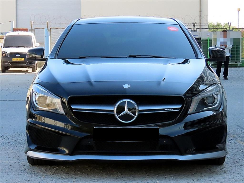 Mercedes-Benz CLA-Class — photo 01