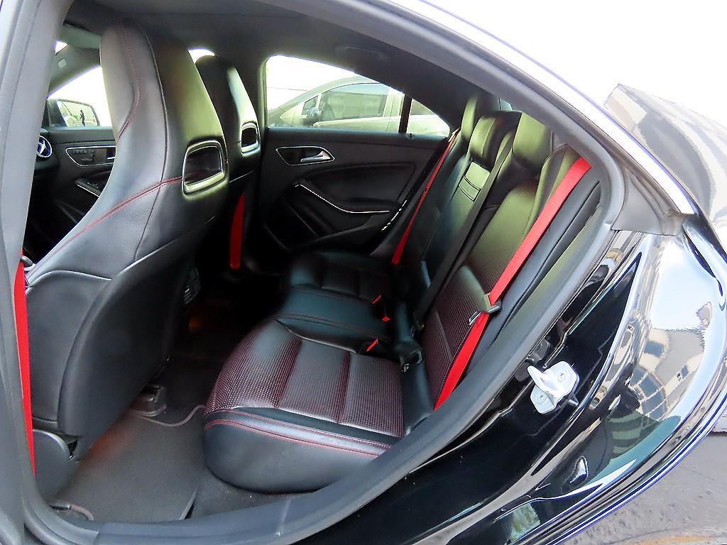 Mercedes-Benz CLA-Class — photo 06