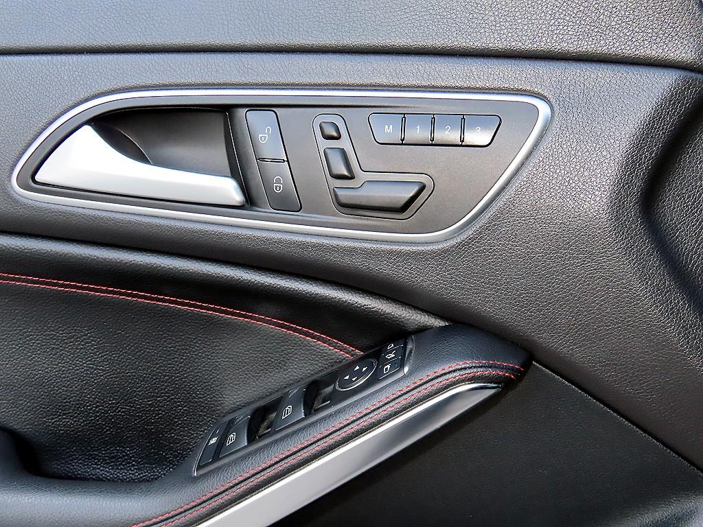 Mercedes-Benz CLA-Class — photo 11