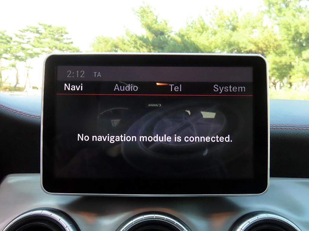 Mercedes-Benz CLA-Class — photo 13