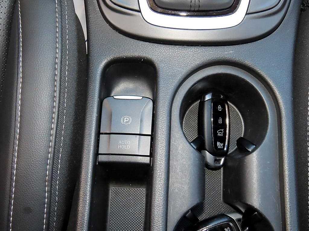Hyundai Kona — photo 12