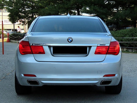 BMW 7-Series — photo 04