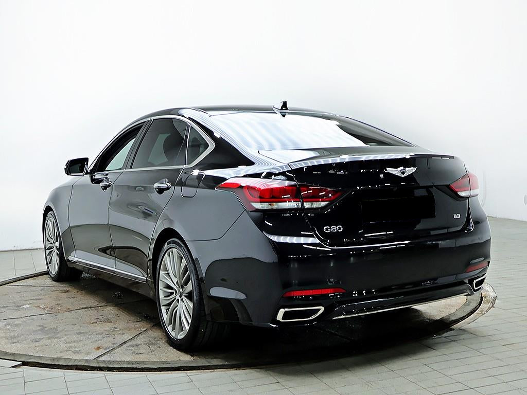 Genesis G80 — photo 04