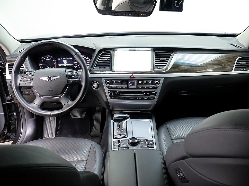 Genesis G80 — photo 05