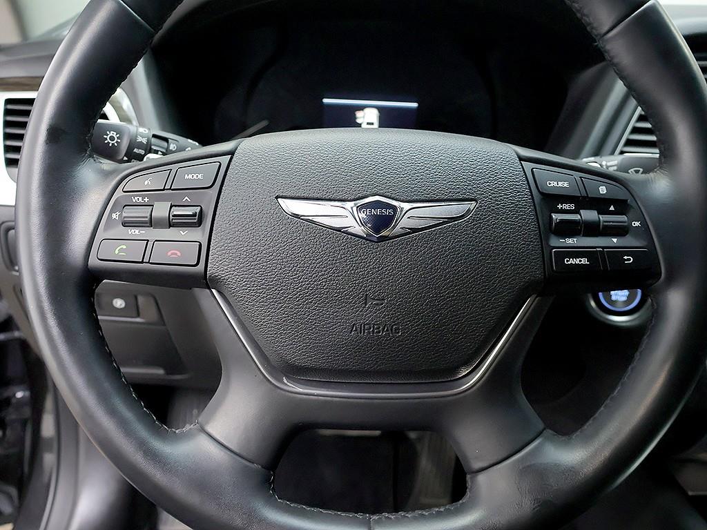Genesis G80 — photo 15