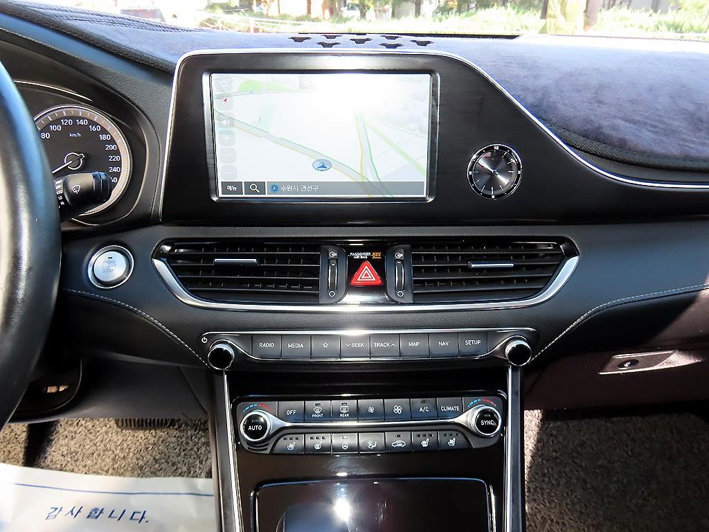 Hyundai Grandeur — photo 13
