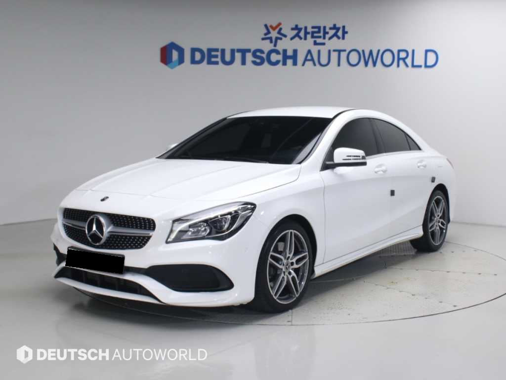Mercedes-Benz CLA-Class — photo 01