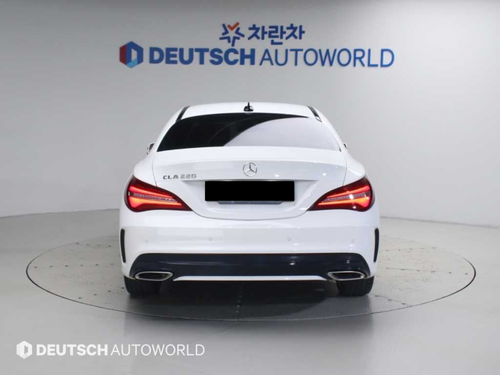 Mercedes-Benz CLA-Class — photo 04