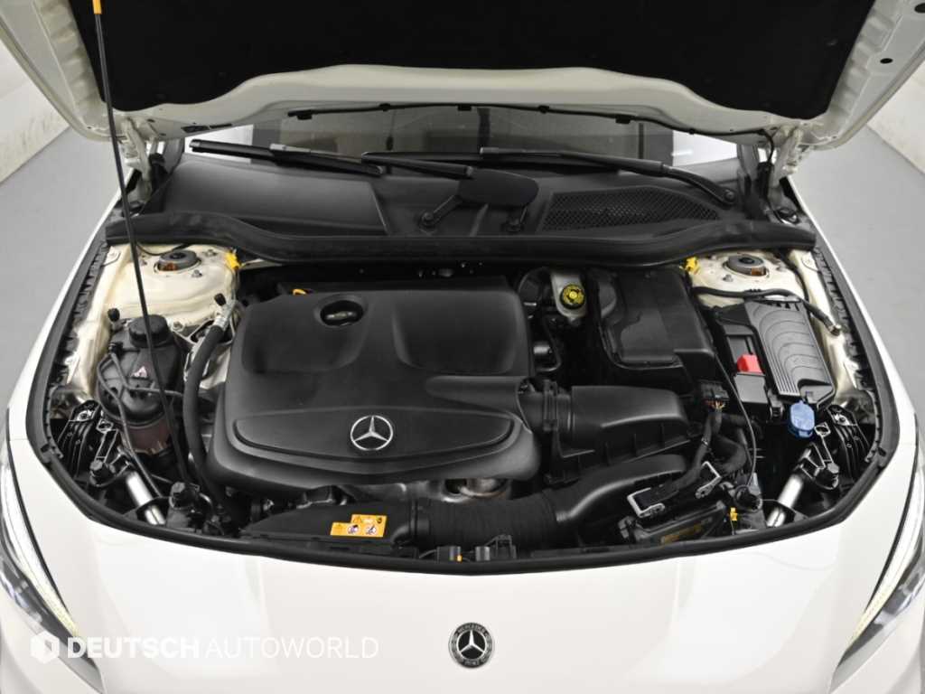Mercedes-Benz CLA-Class — photo 06