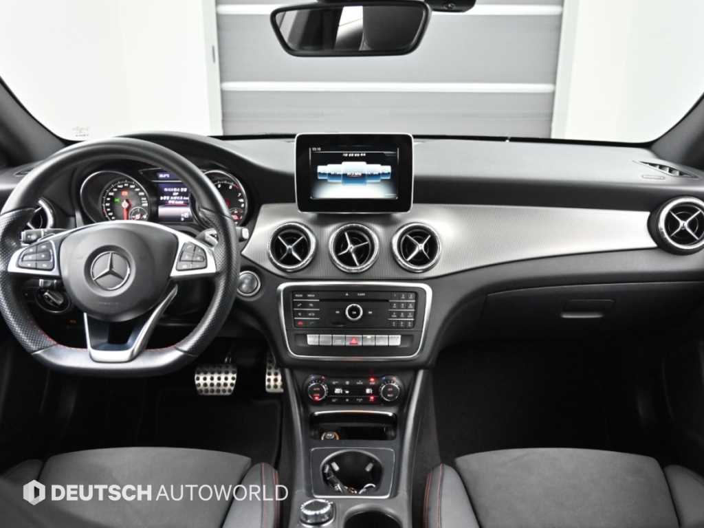 Mercedes-Benz CLA-Class — photo 07