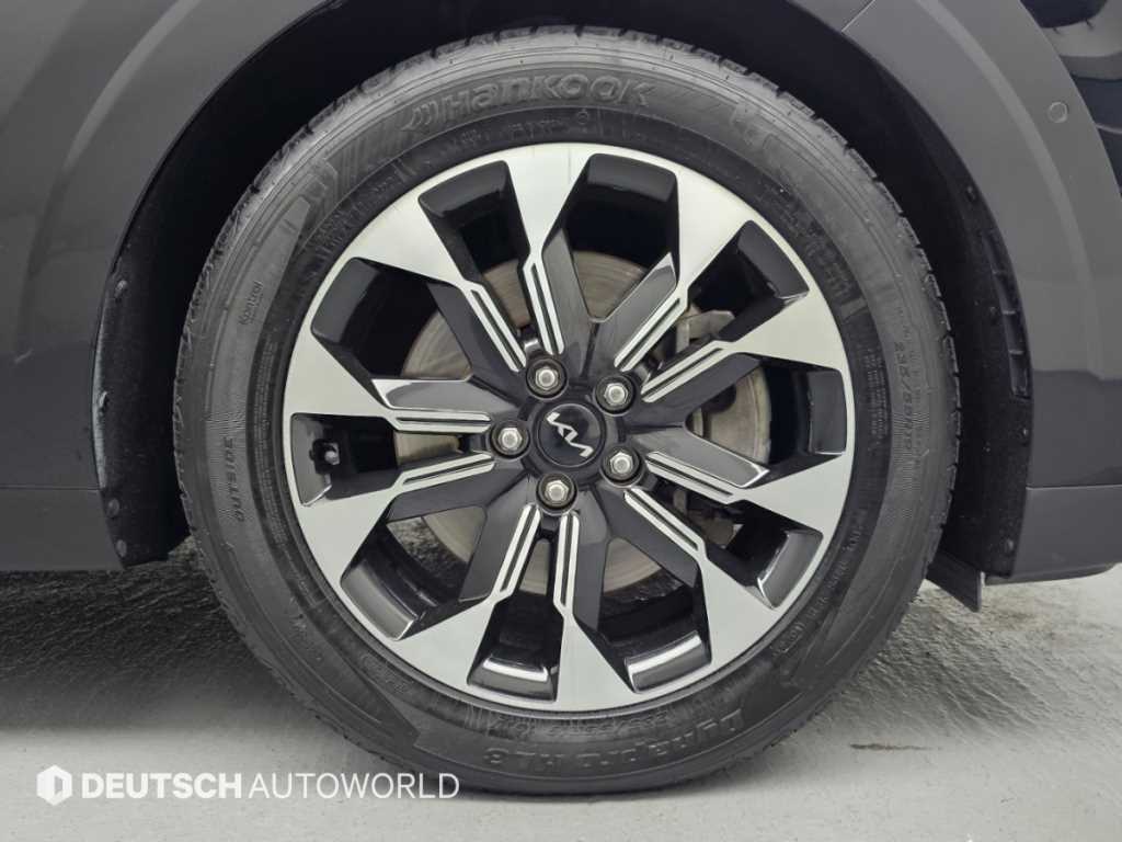 Kia Carnival — photo 05
