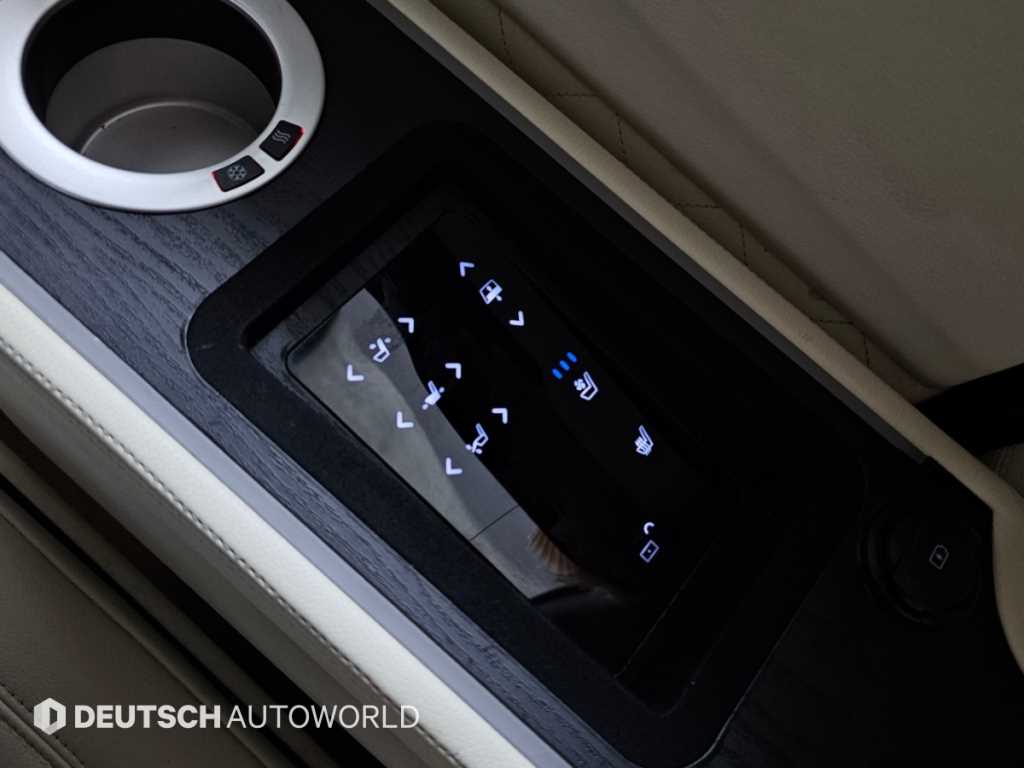 Kia Carnival — photo 16
