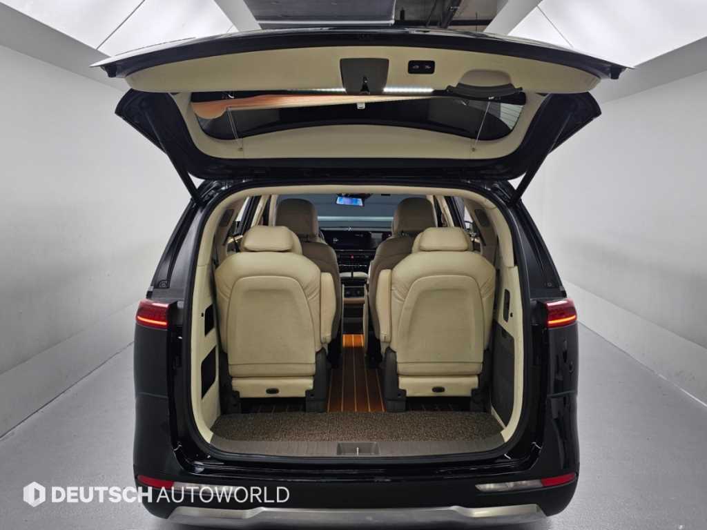 Kia Carnival — photo 19