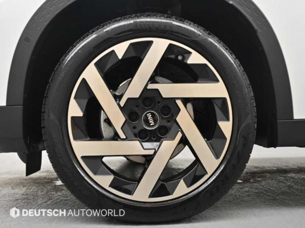 Mini Countryman — photo 06
