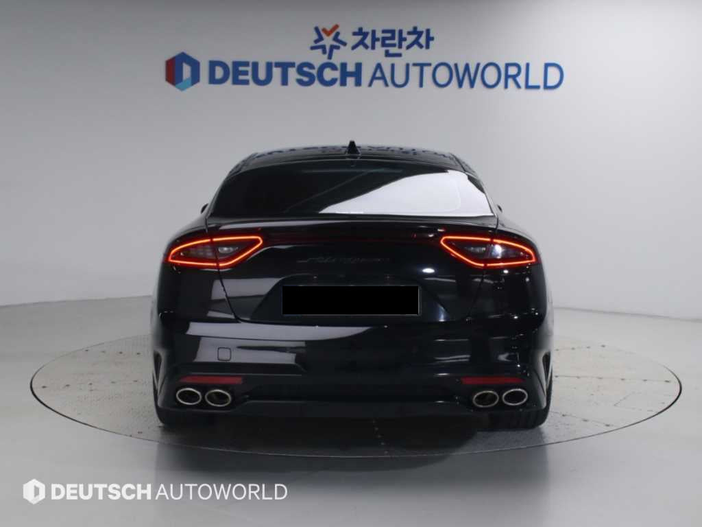 Kia Stinger — photo 04