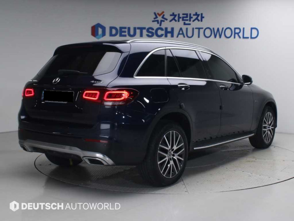 Mercedes-Benz GLC-Class — photo 02