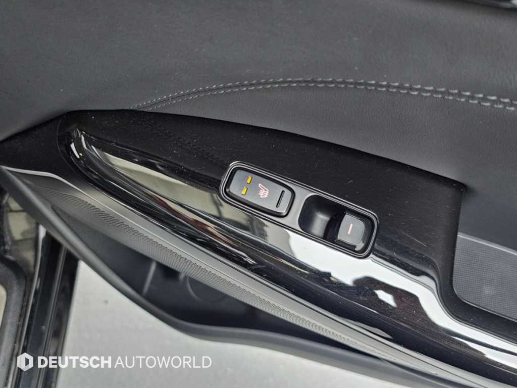 Kia K7 — photo 16