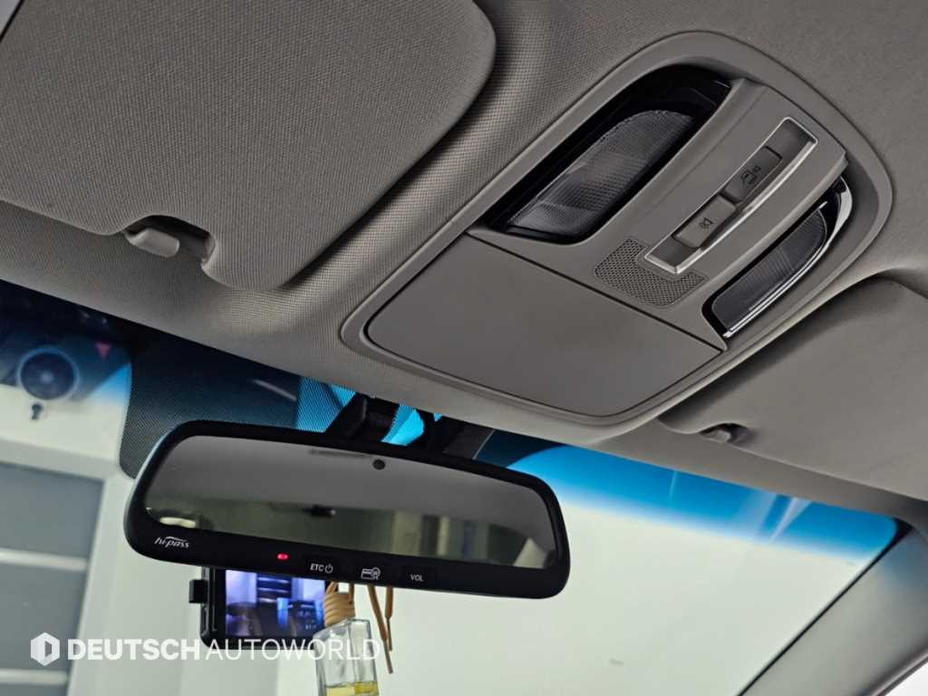 Kia K7 — photo 18