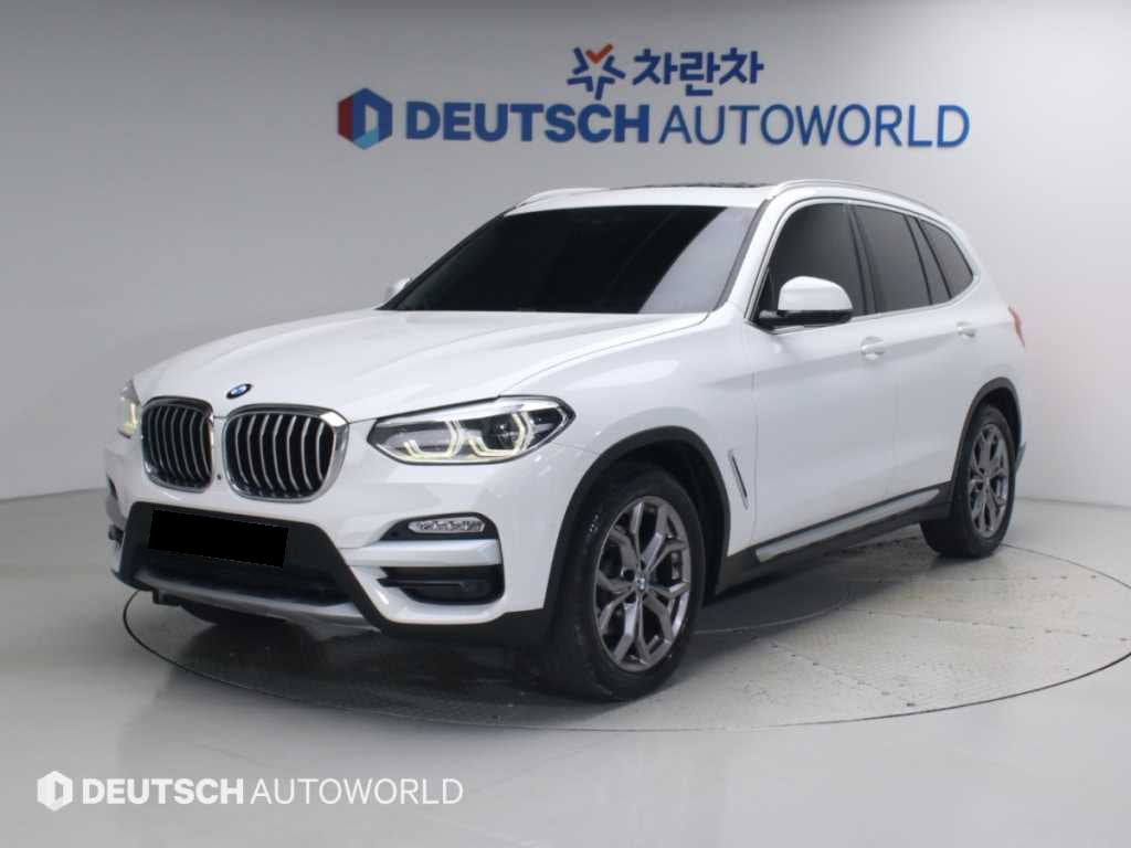BMW X3 — photo 01