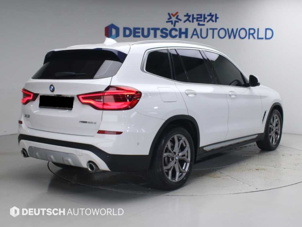 BMW X3 — photo 02