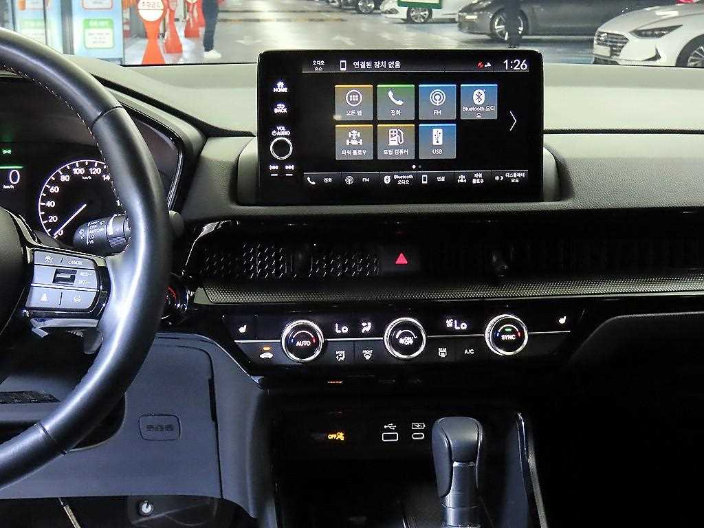 Honda CR-V — photo 11