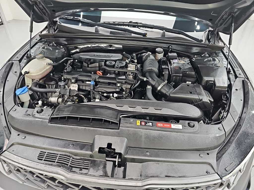 Kia K5 — photo 05