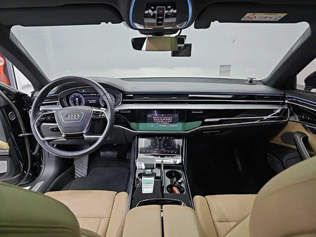 Audi A8 — photo 07