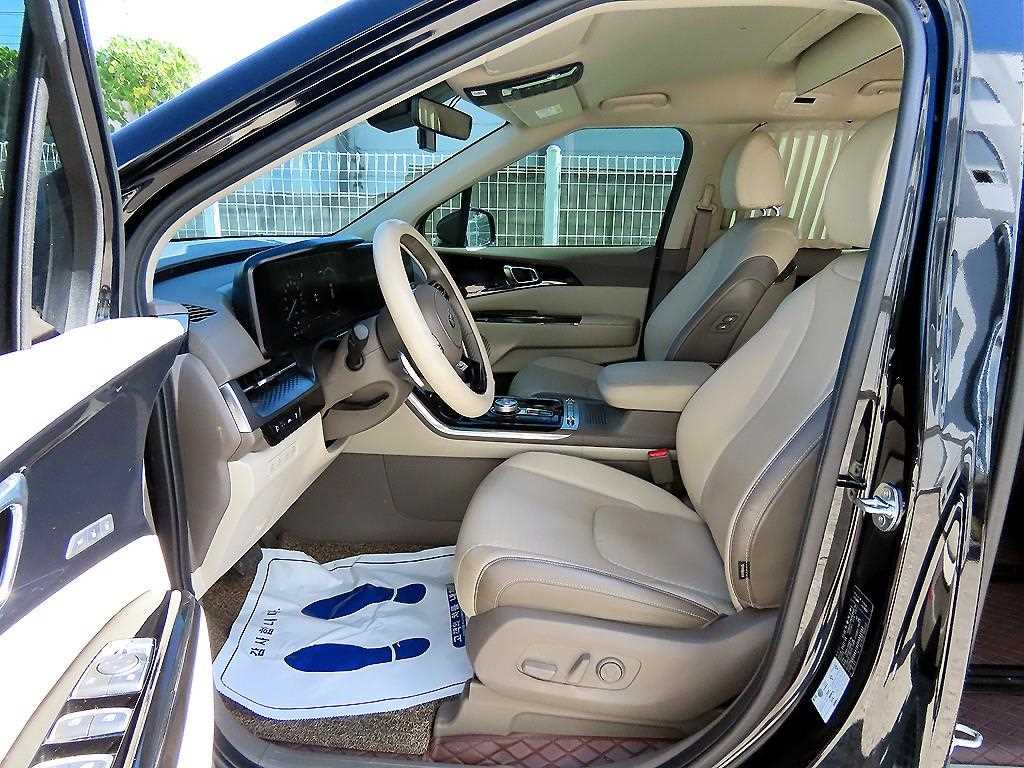 Kia Carnival — photo 06