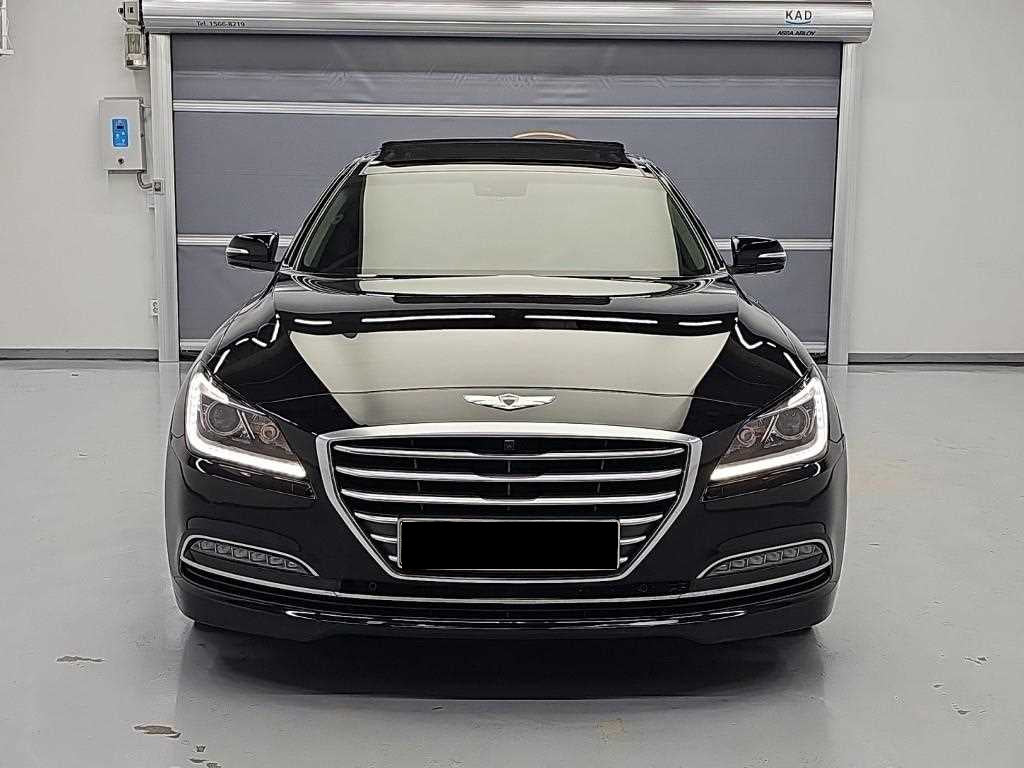 Hyundai Genesis — photo 02