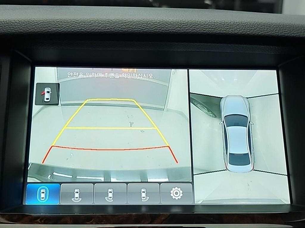 Hyundai Genesis — photo 17