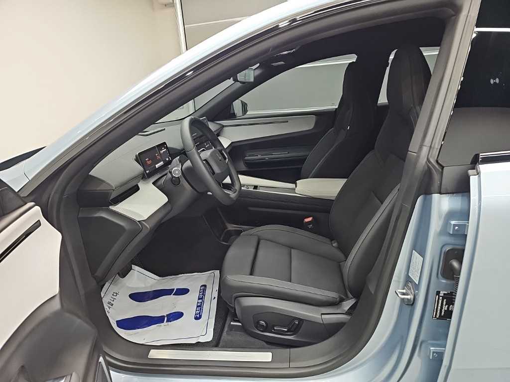Polestar Polestar 4 — photo 11