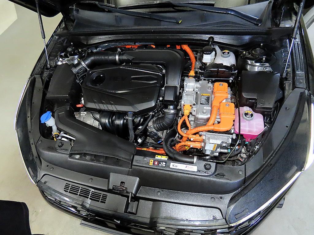 Kia K5 — photo 16