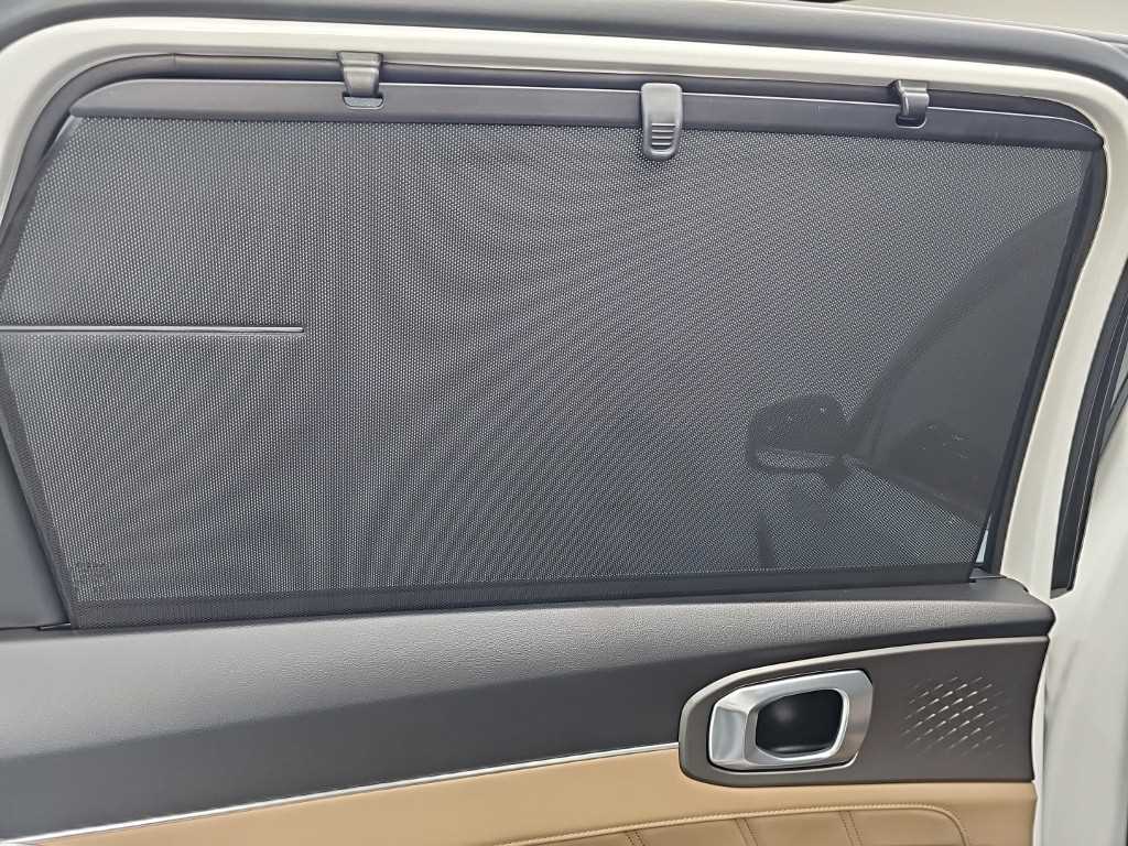 Kia Sorento — photo 13