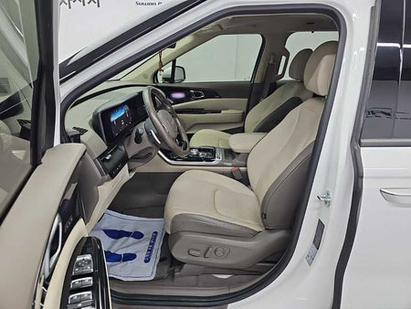 Kia Carnival — photo 11