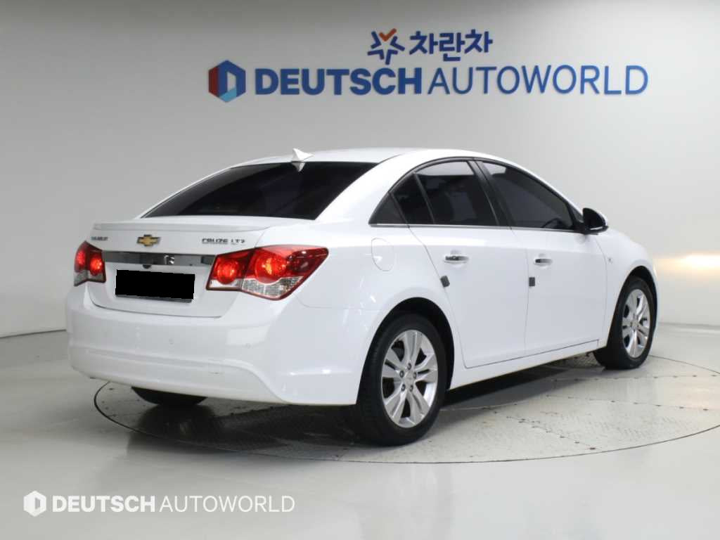CHEVROLET Cruze — photo 02