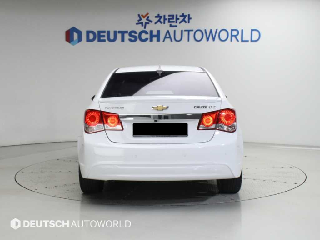 CHEVROLET Cruze — photo 04