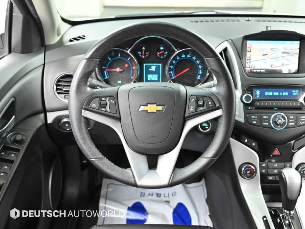 CHEVROLET Cruze — photo 15