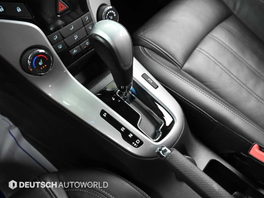 CHEVROLET Cruze — photo 19