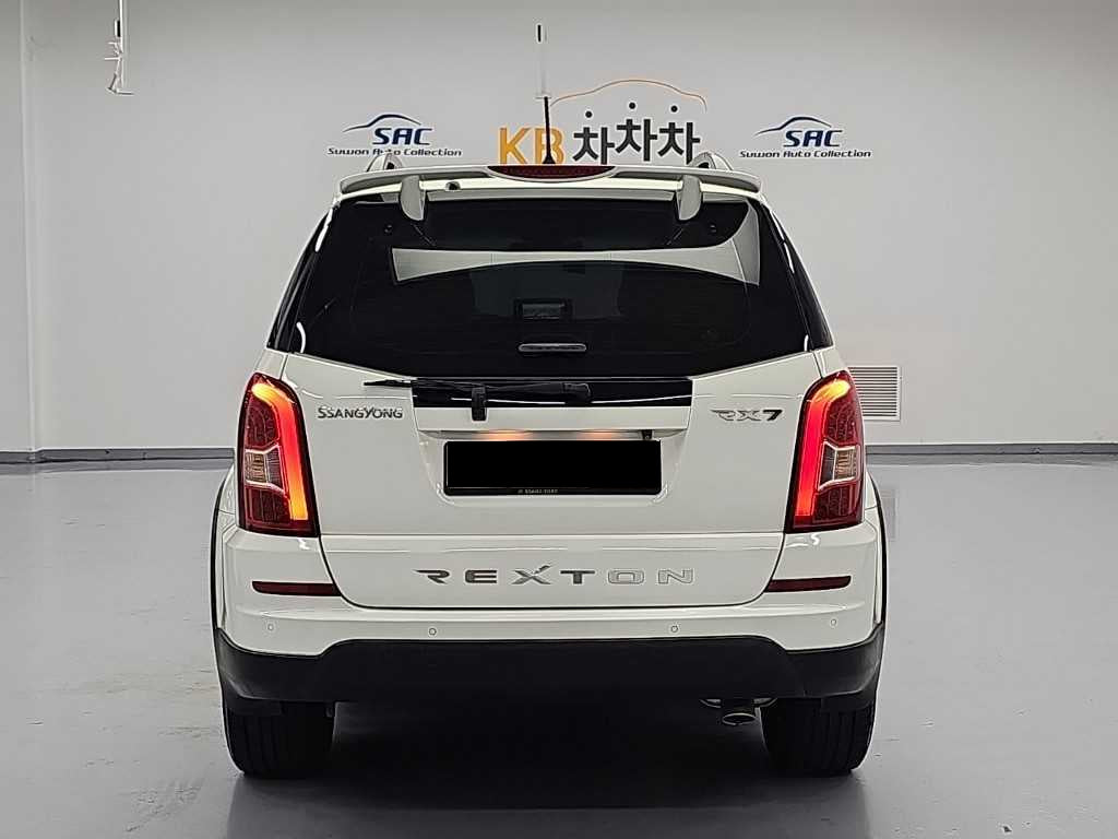 KGM Rexton — photo 03