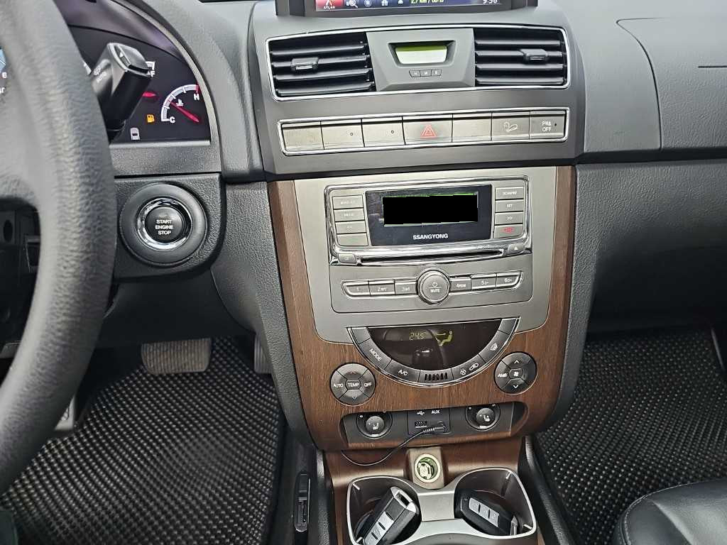 KGM Rexton — photo 09