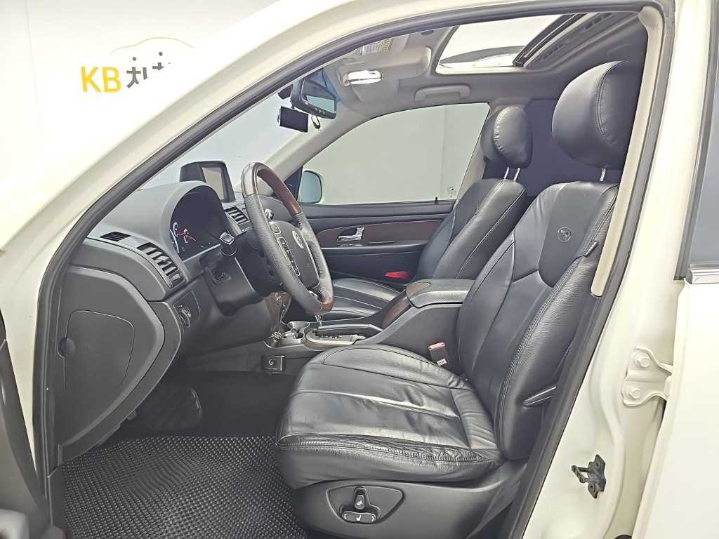 KGM Rexton — photo 10