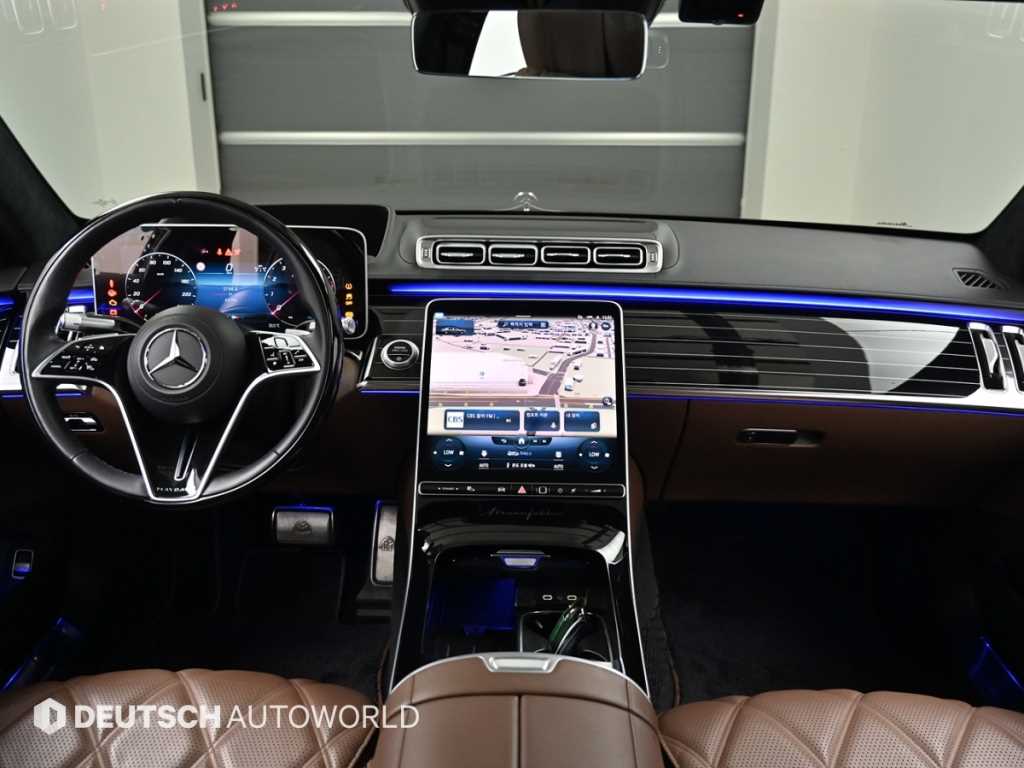 Mercedes-Benz S-Class — photo 07