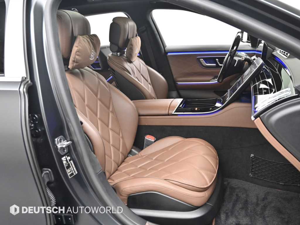 Mercedes-Benz S-Class — photo 10