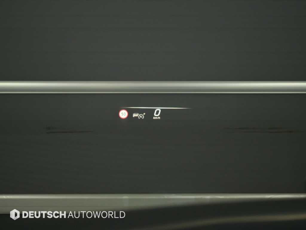Mercedes-Benz S-Class — photo 17