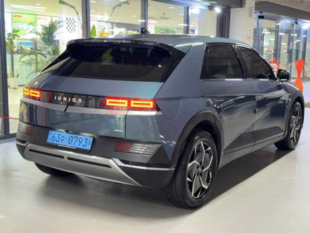 Hyundai Ioniq5 — photo 04