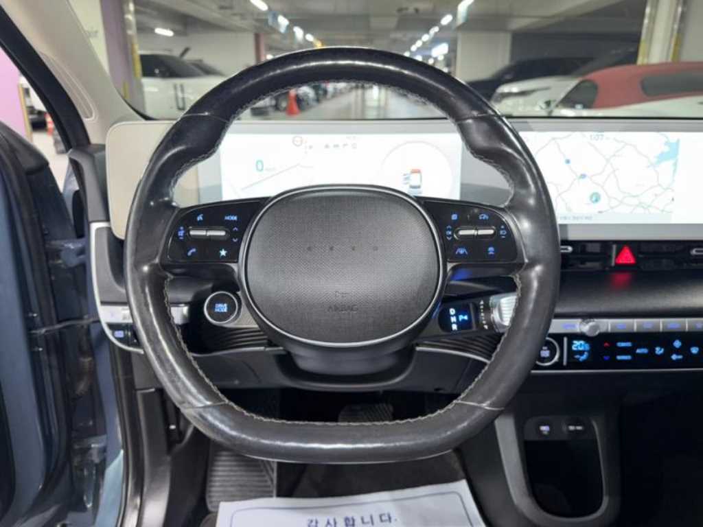Hyundai Ioniq5 — photo 08