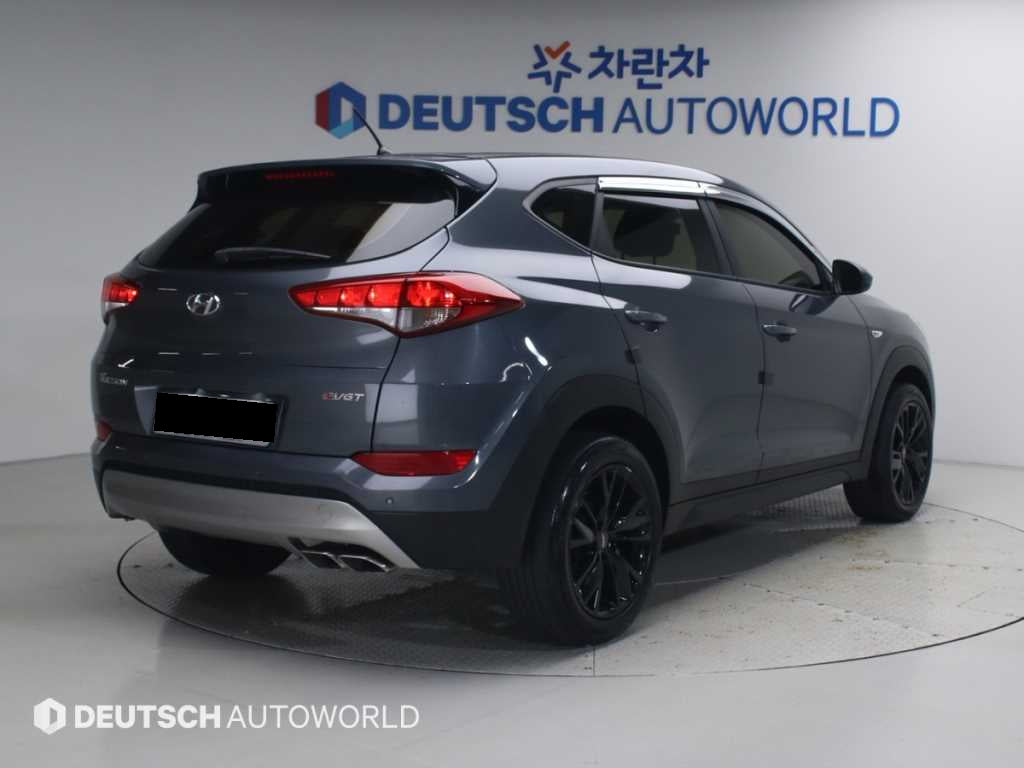 Hyundai Tucson — photo 02