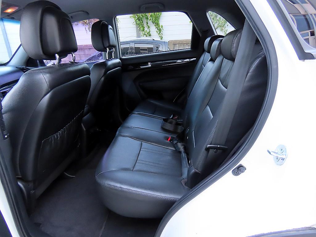Kia Sorento — photo 06