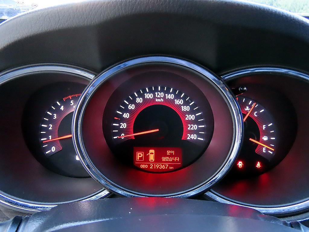 Kia Sorento — photo 09